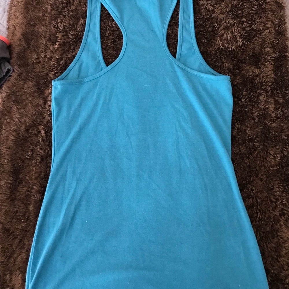 Tank top - Picture 2 of 3